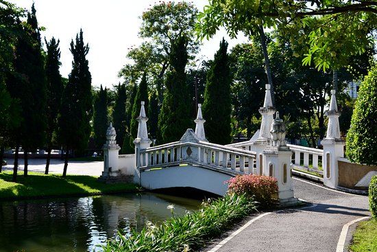 Nong Buak Hard Offentlige Park